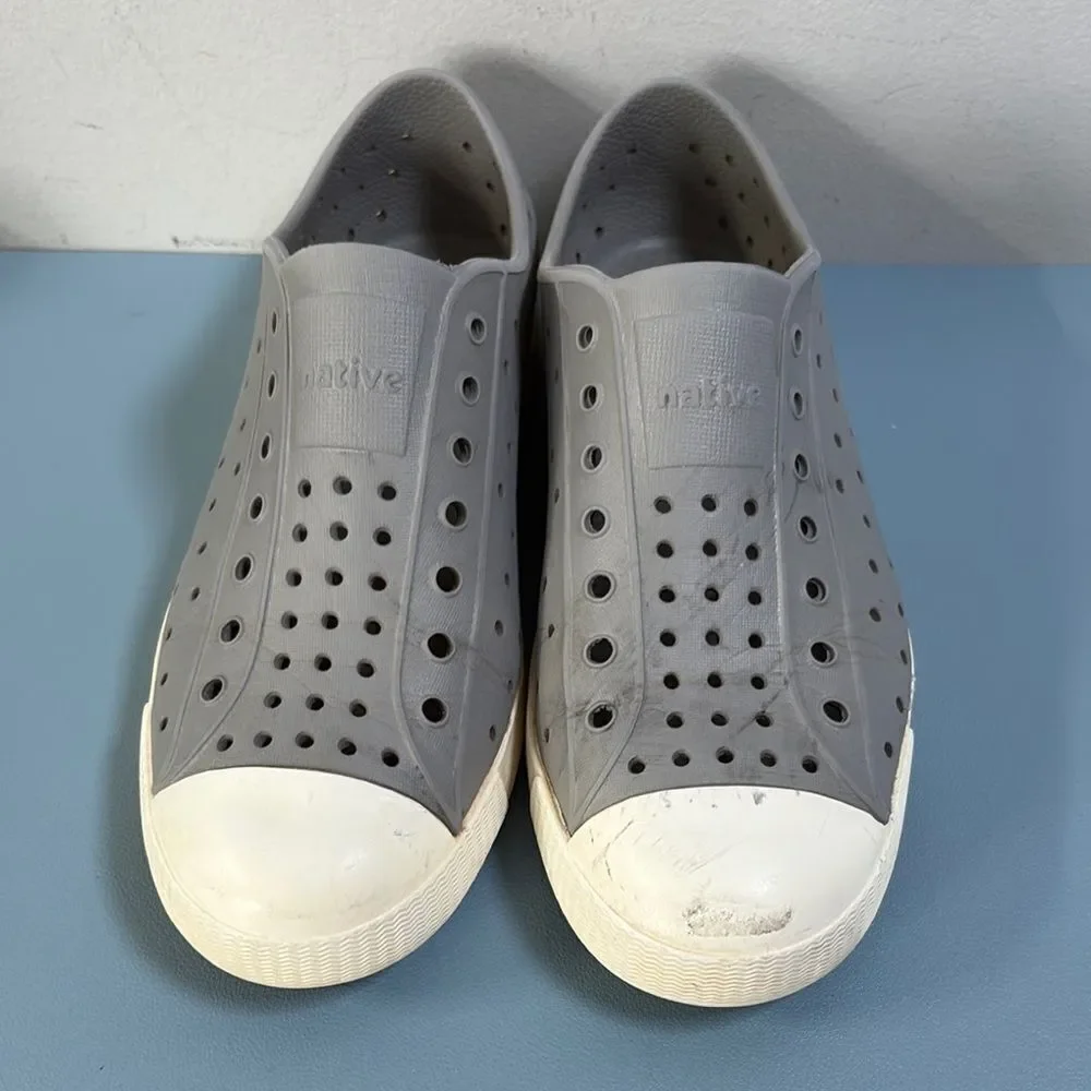 Native Junior Slip on and Gray & White Perforated Sneakers J3